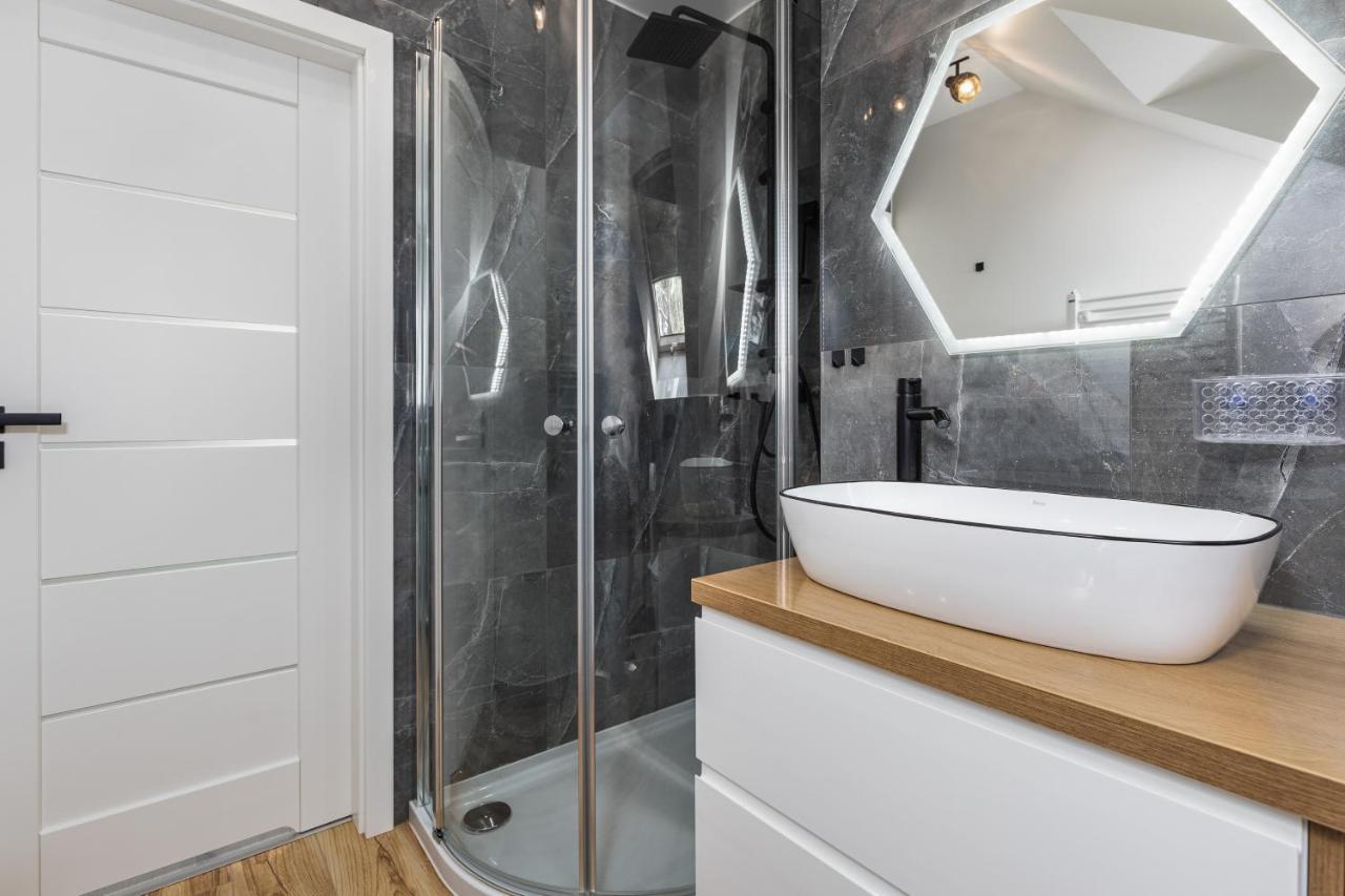 Wczasowa By Renters Apartment *